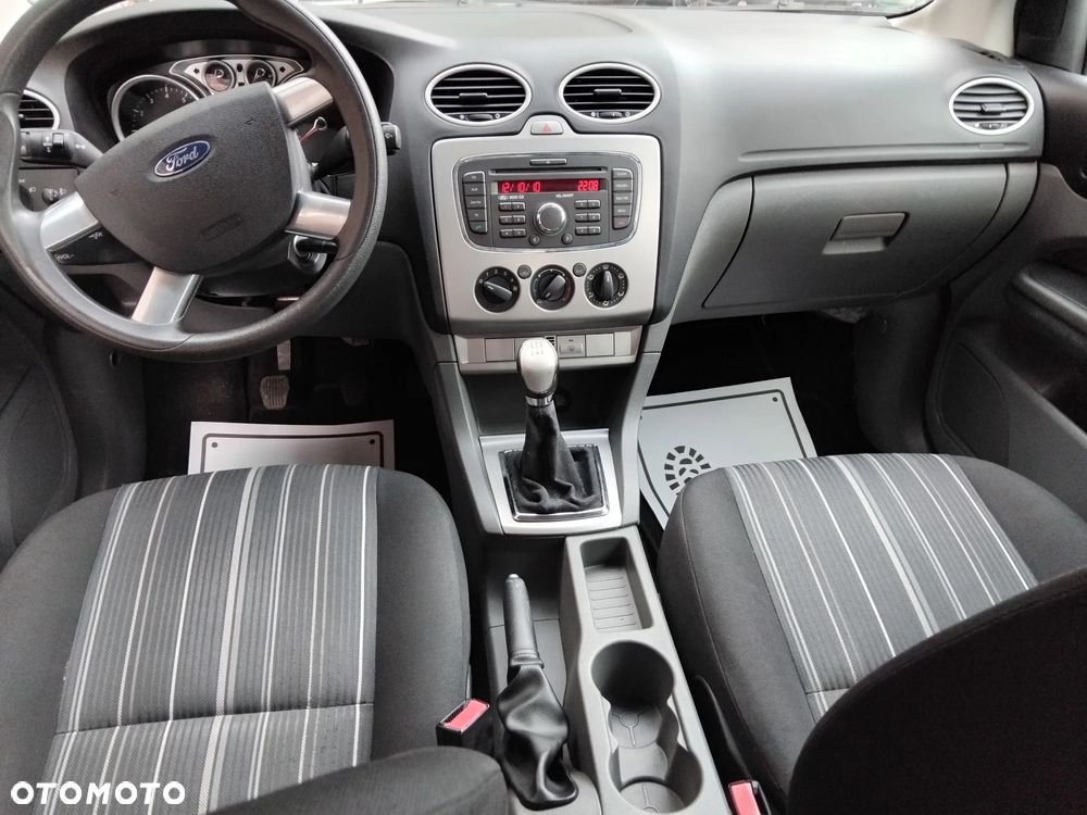 Ford Focus - 7