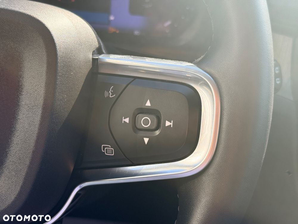 Volvo XC 40 - 26