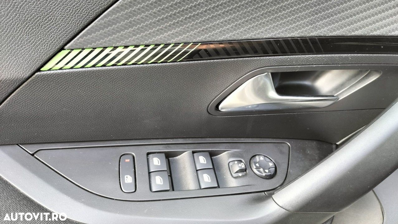 Peugeot 2008 - 17