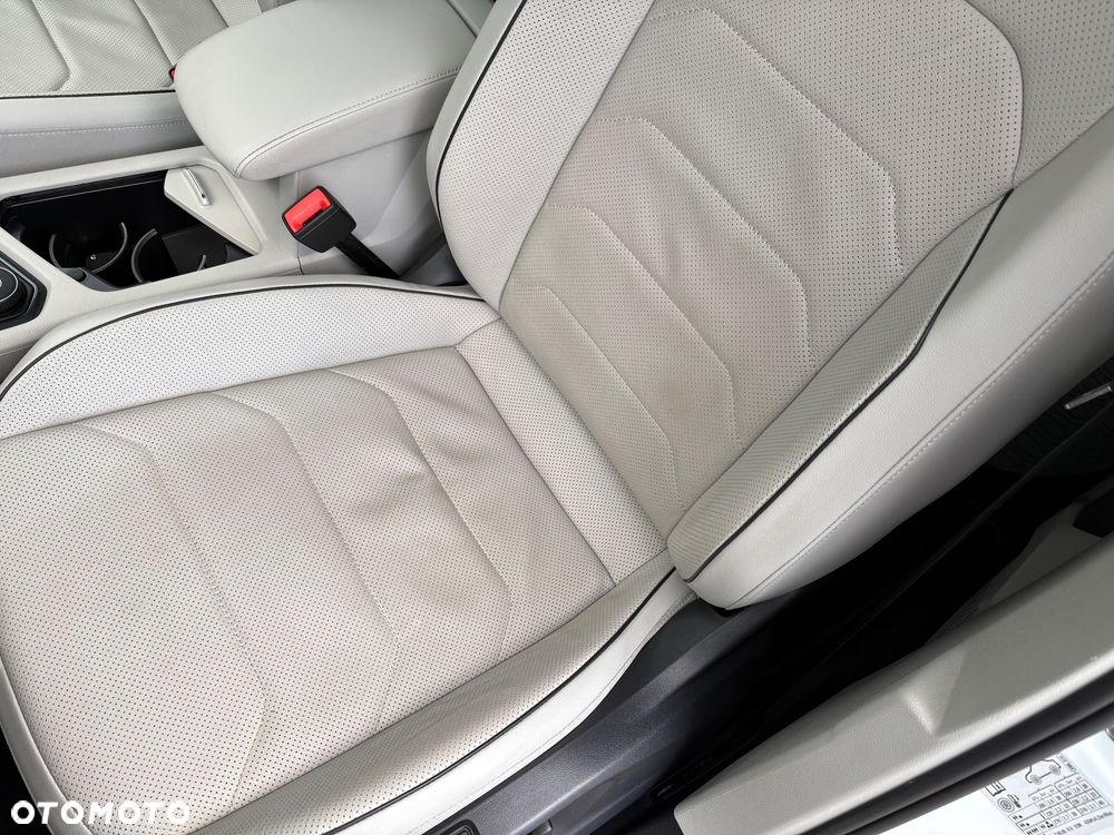 Volkswagen Tiguan Allspace 2.0 TDI 4Mot Elegance DSG - 20