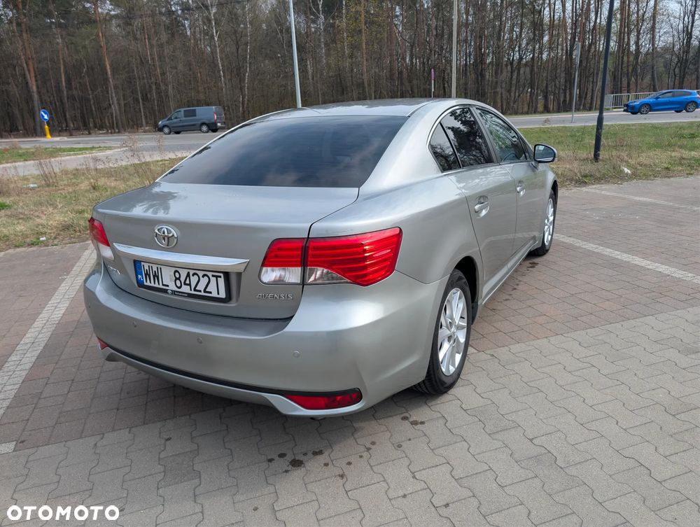 Toyota Avensis 1.8 Sol plus - 5