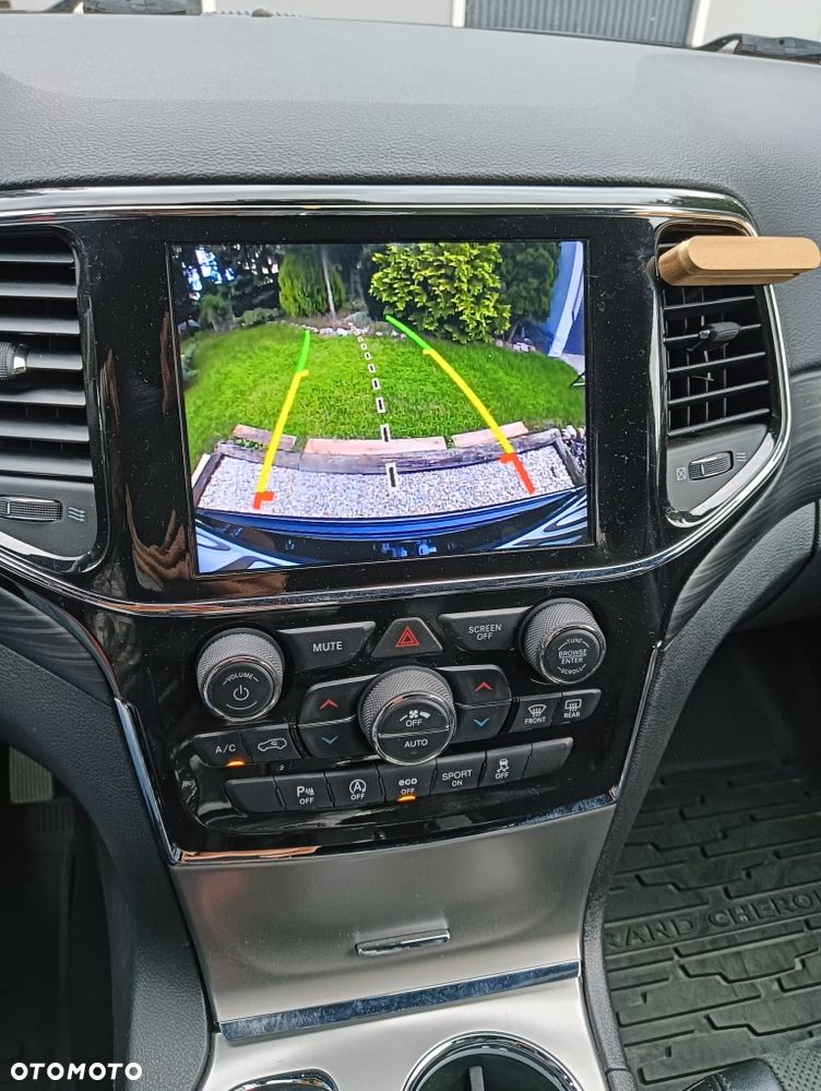Jeep Grand Cherokee - 7