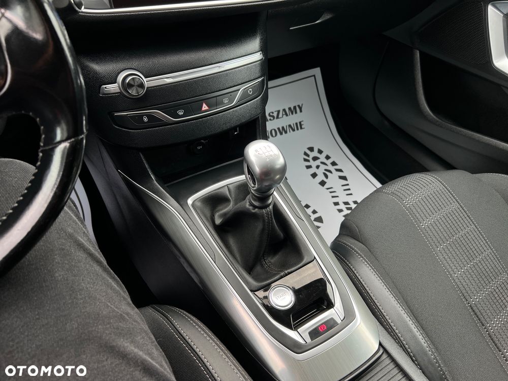 Peugeot 308 110 e-THP Stop & Start Allure - 28