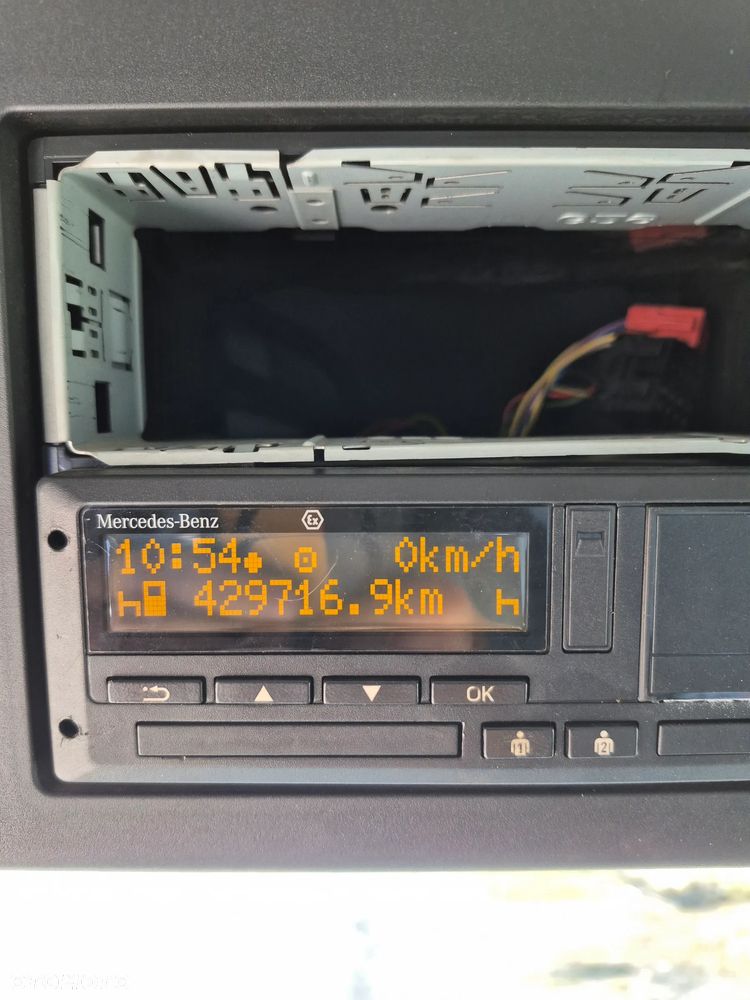 Mercedes-Benz ANTOS - 9