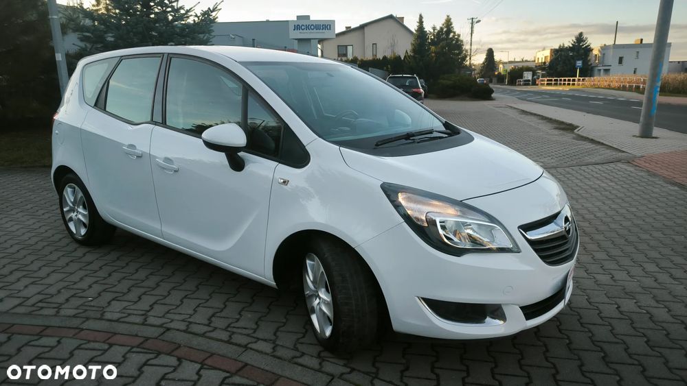 Opel Meriva 1.4 T Cosmo S&S - 10