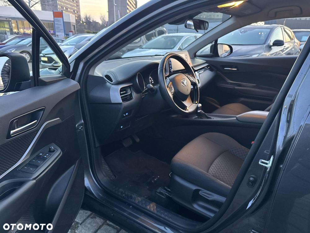 Toyota C-HR 1.8 Hybrid GPF Comfort - 23