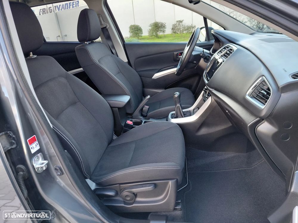 Suzuki SX4 1.0 Boosterjet Comfort - 13