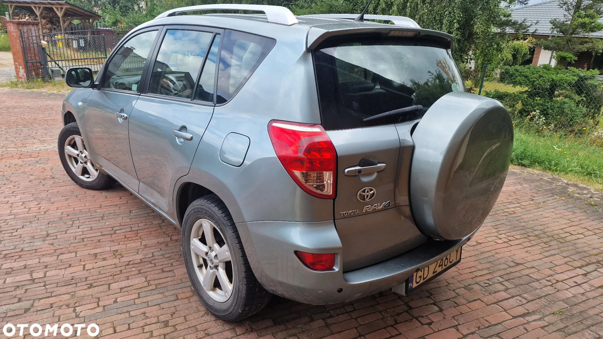 Toyota RAV4 2.0 VVT-i Premium - 7