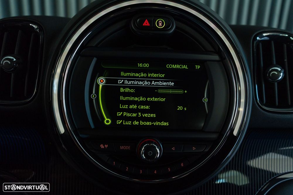 MINI Countryman Cooper D Auto - 13