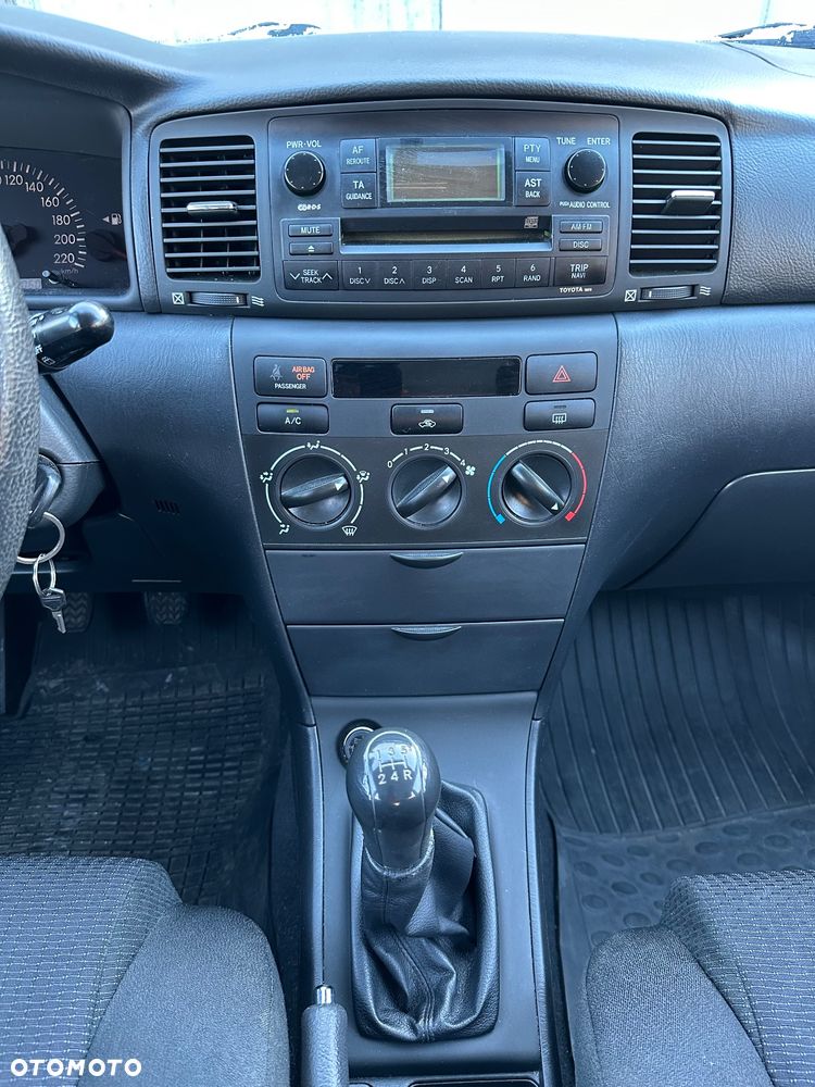 Toyota Corolla 1.4 VVT-i - 7