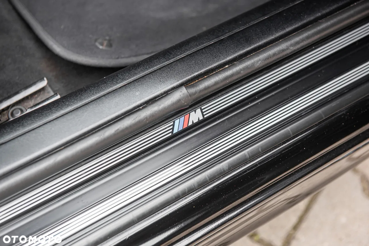 BMW Seria 3 325i Edition Sport - 27