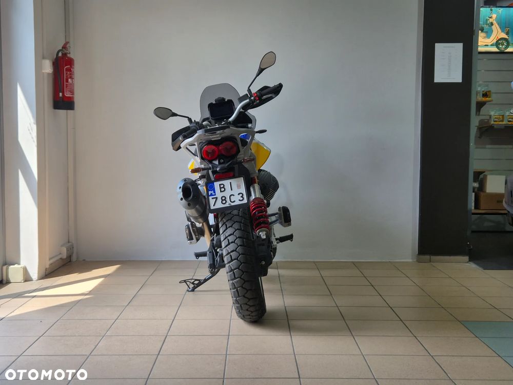 Moto Guzzi V85 - 6