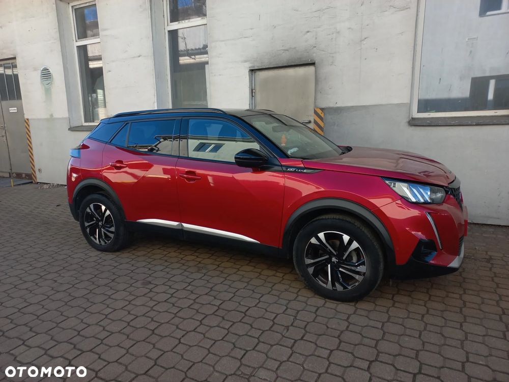 Peugeot 2008 PureTech 130 EAT8 GT Exclusive - 13