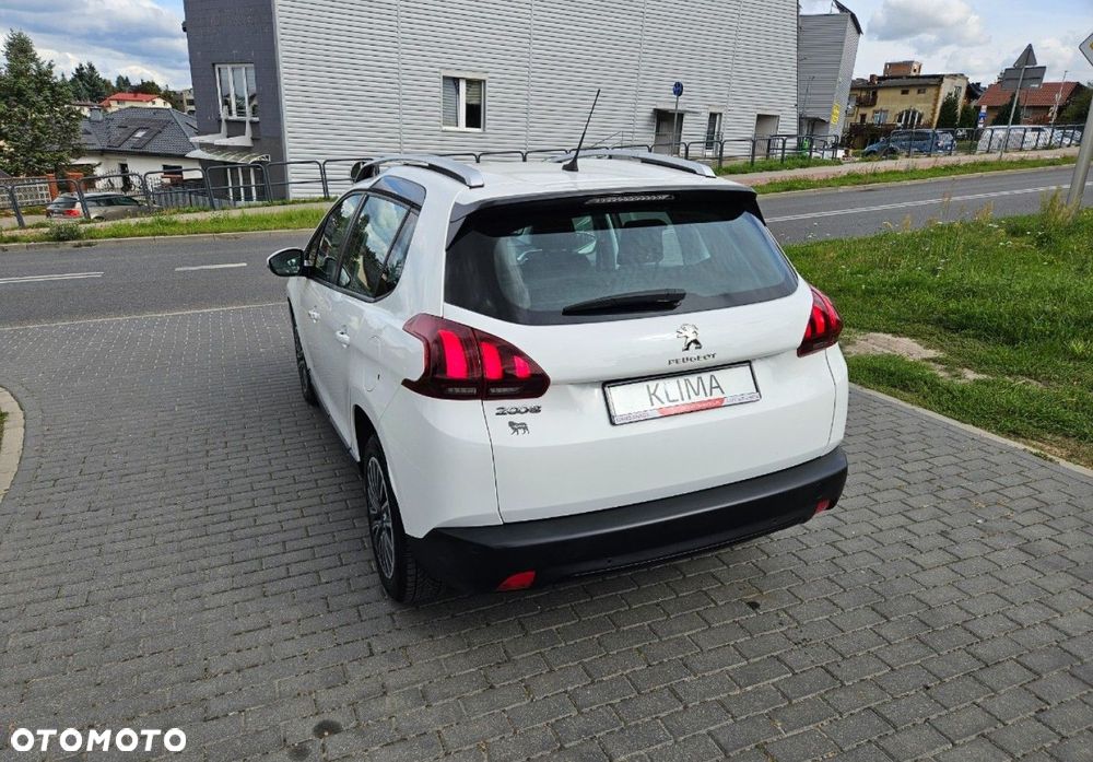 Peugeot 2008 - 4