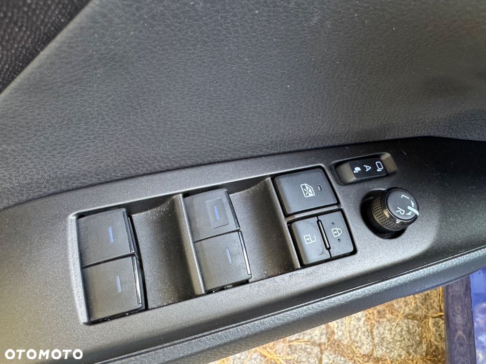 Toyota Camry 2.5 Hybrid Comfort CVT - 13
