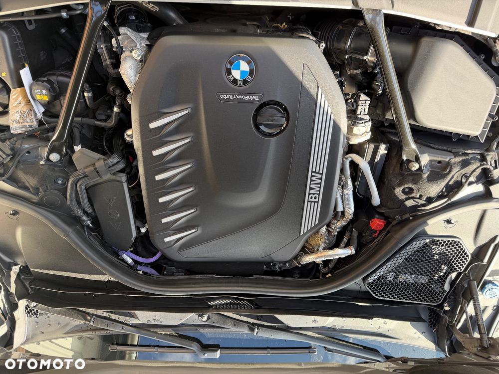 BMW Seria 7 740d xDrive mHEV sport - 24