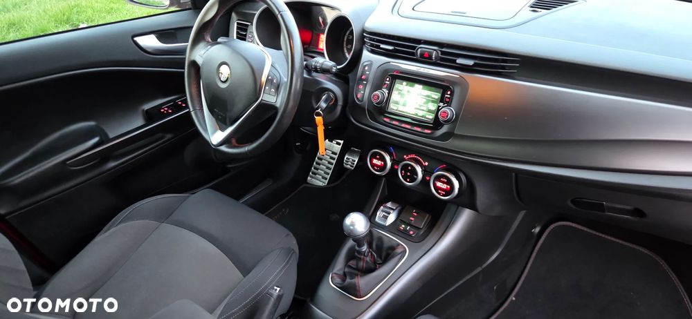 Alfa Romeo Giulietta 1.4 TB 16V Turismo - 6