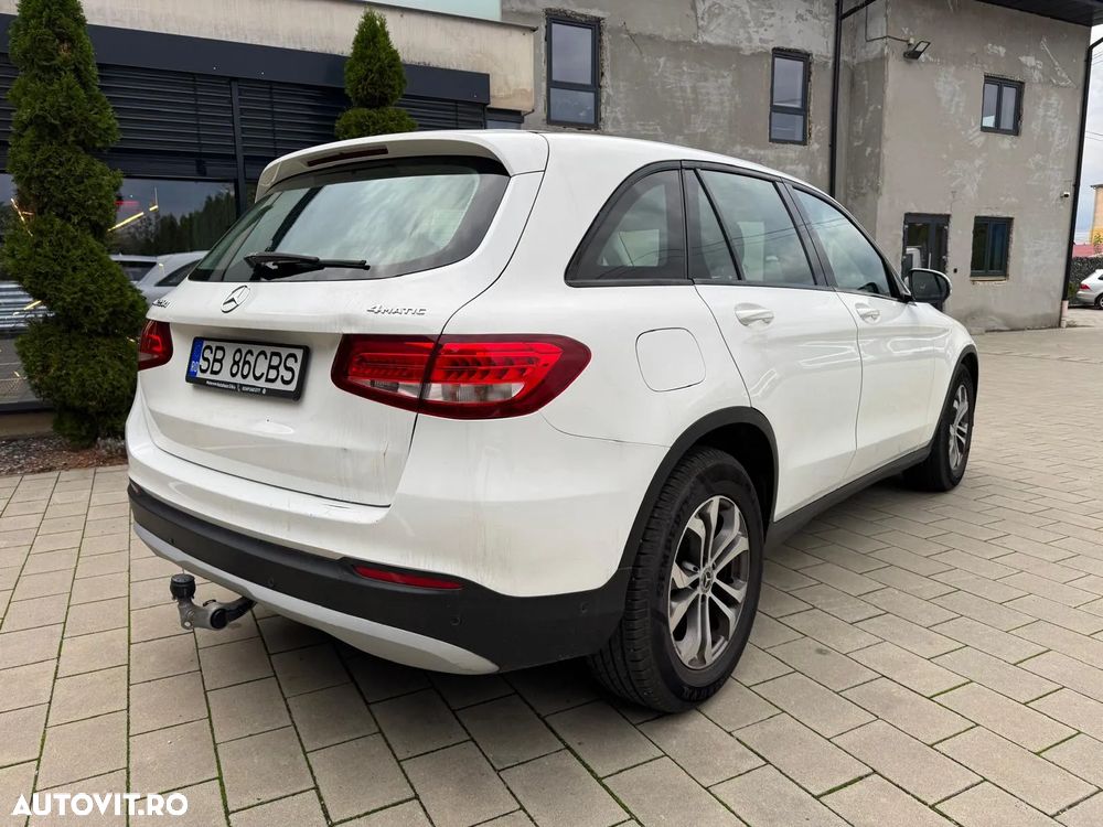 Mercedes-Benz GLC - 7