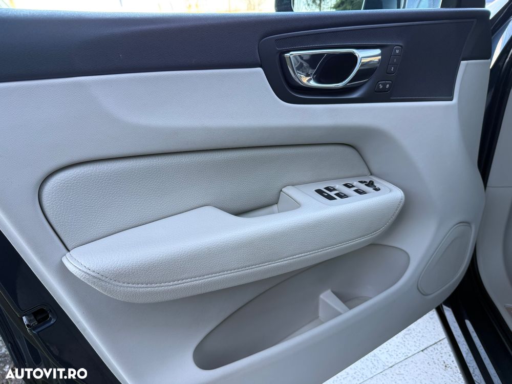 Volvo XC 60 D4 AWD Geartronic Inscription - 31