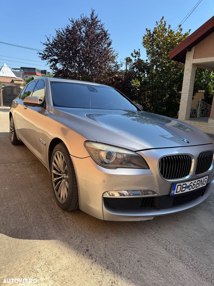 BMW Seria 7 740d xDrive - 8