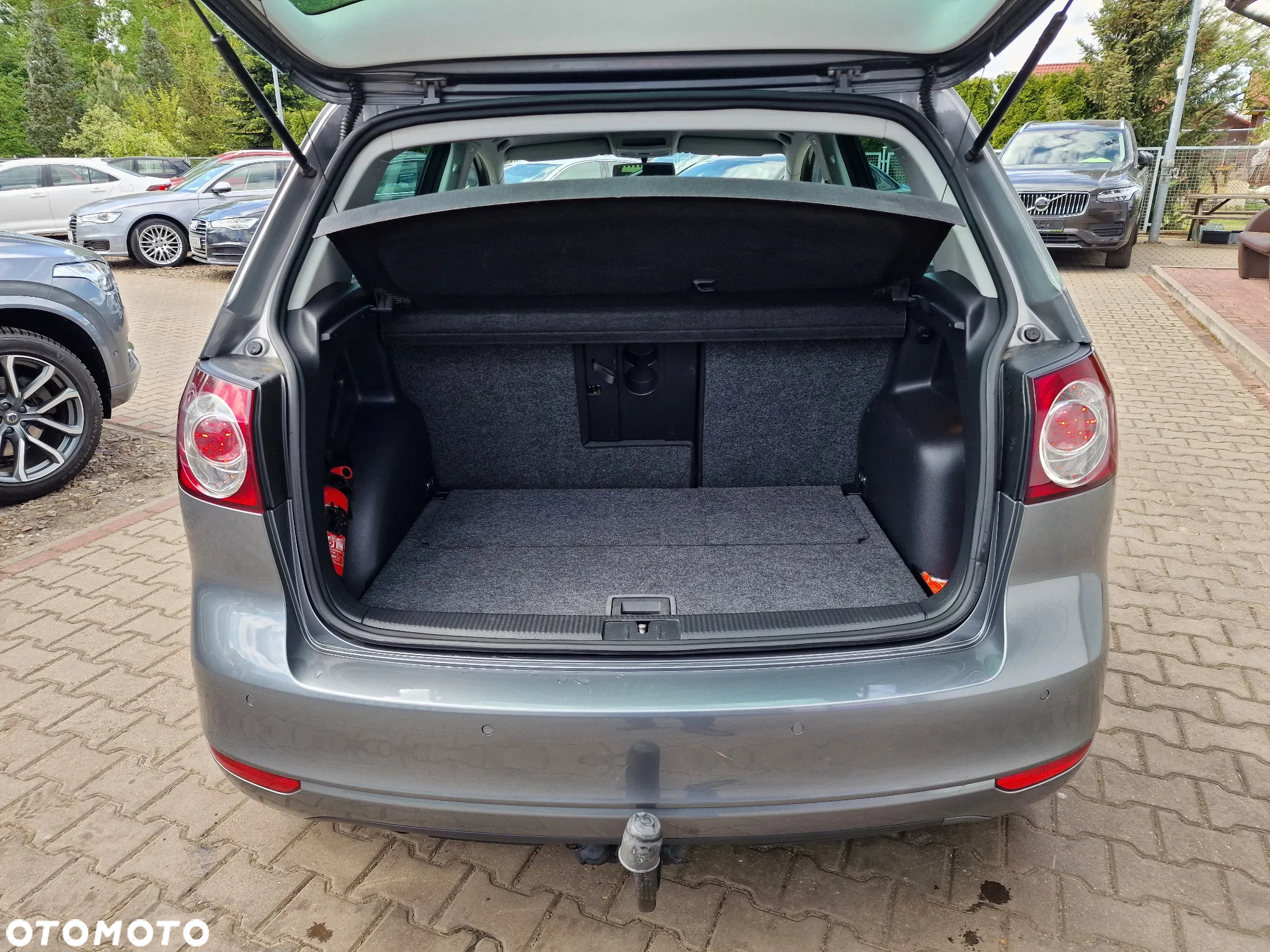 Volkswagen Golf Plus 1.6 TDI BlueMot Comfortline DSG - 13