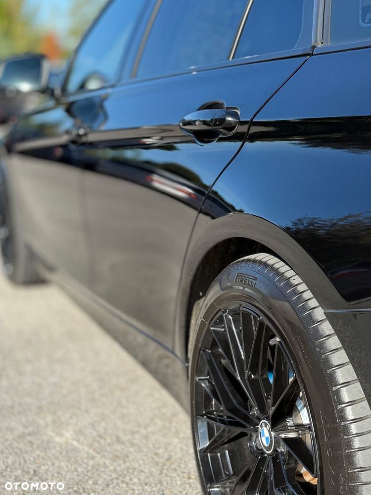 BMW Seria 3 318d xDrive Luxury Line - 9