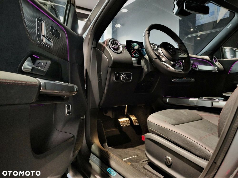 Mercedes-Benz EQB - 14