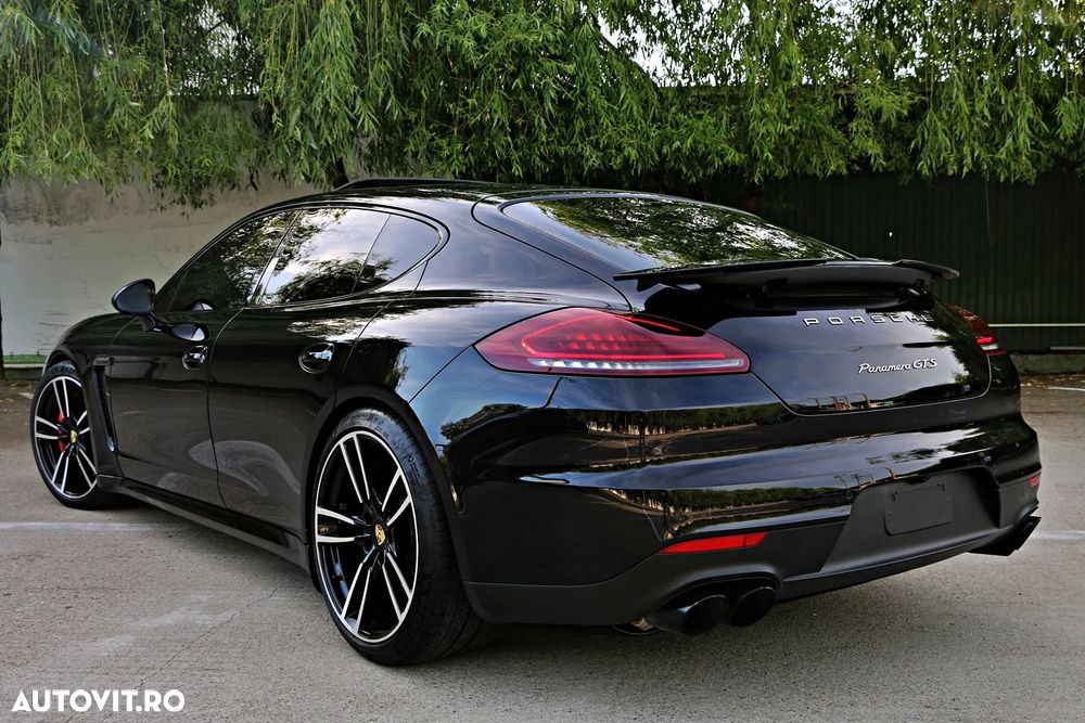 Porsche Panamera - 27