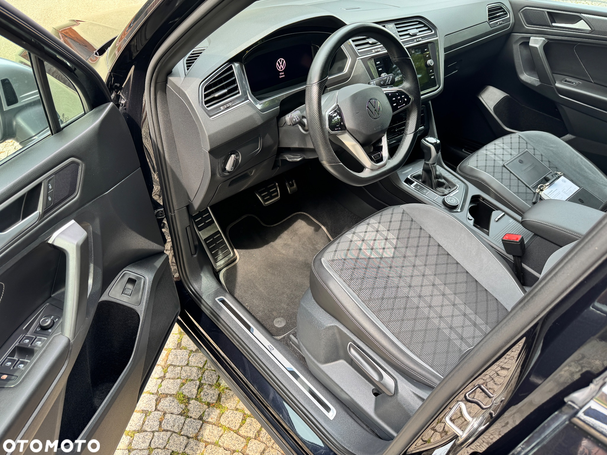 Volkswagen Tiguan Allspace 2.0 TDI SCR 4Motion DSG R-Line - 14