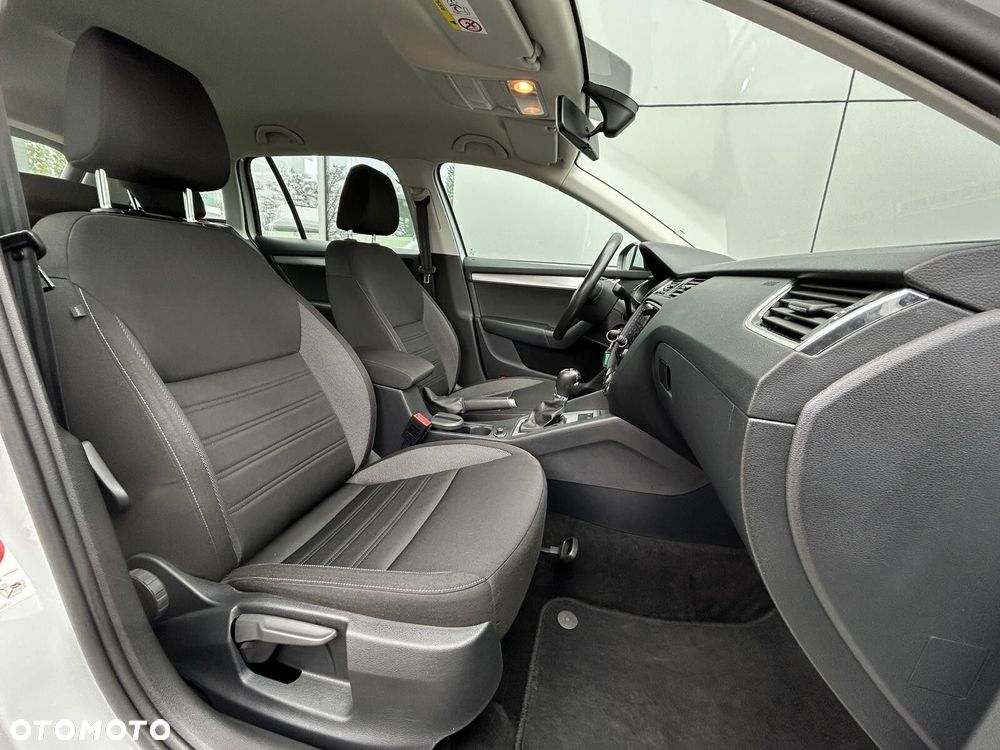 Skoda Octavia 1.5 TSI ACT Ambition DSG - 17