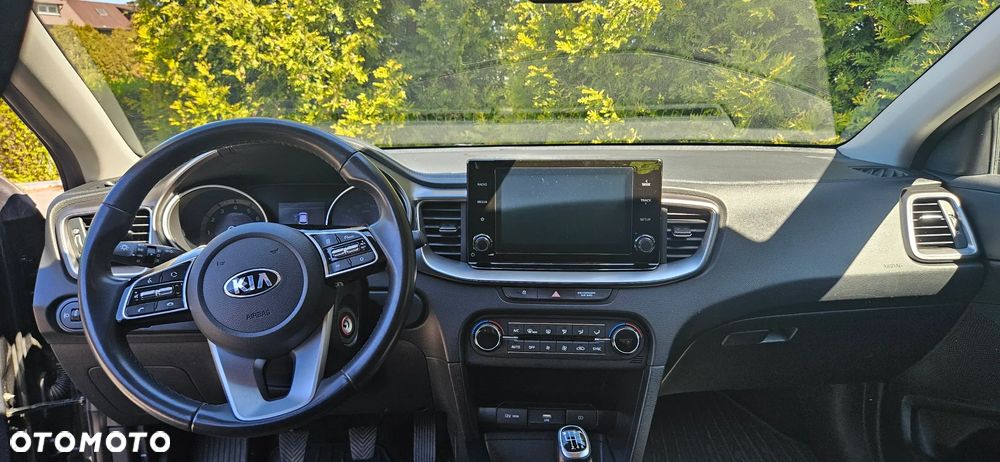 Kia Ceed 1.4 T-GDI M - 8