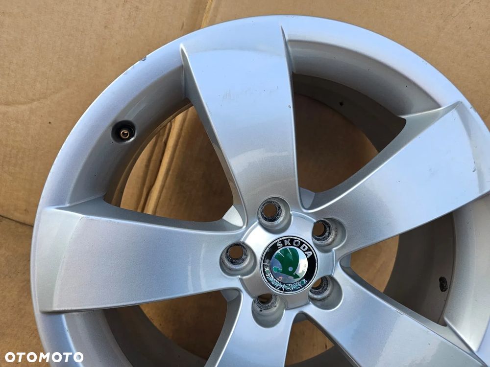 (F149) Skoda OE Rapid Roomster Fabia / 5J7601025B / 7Jx17 ET41 5x100 - 2