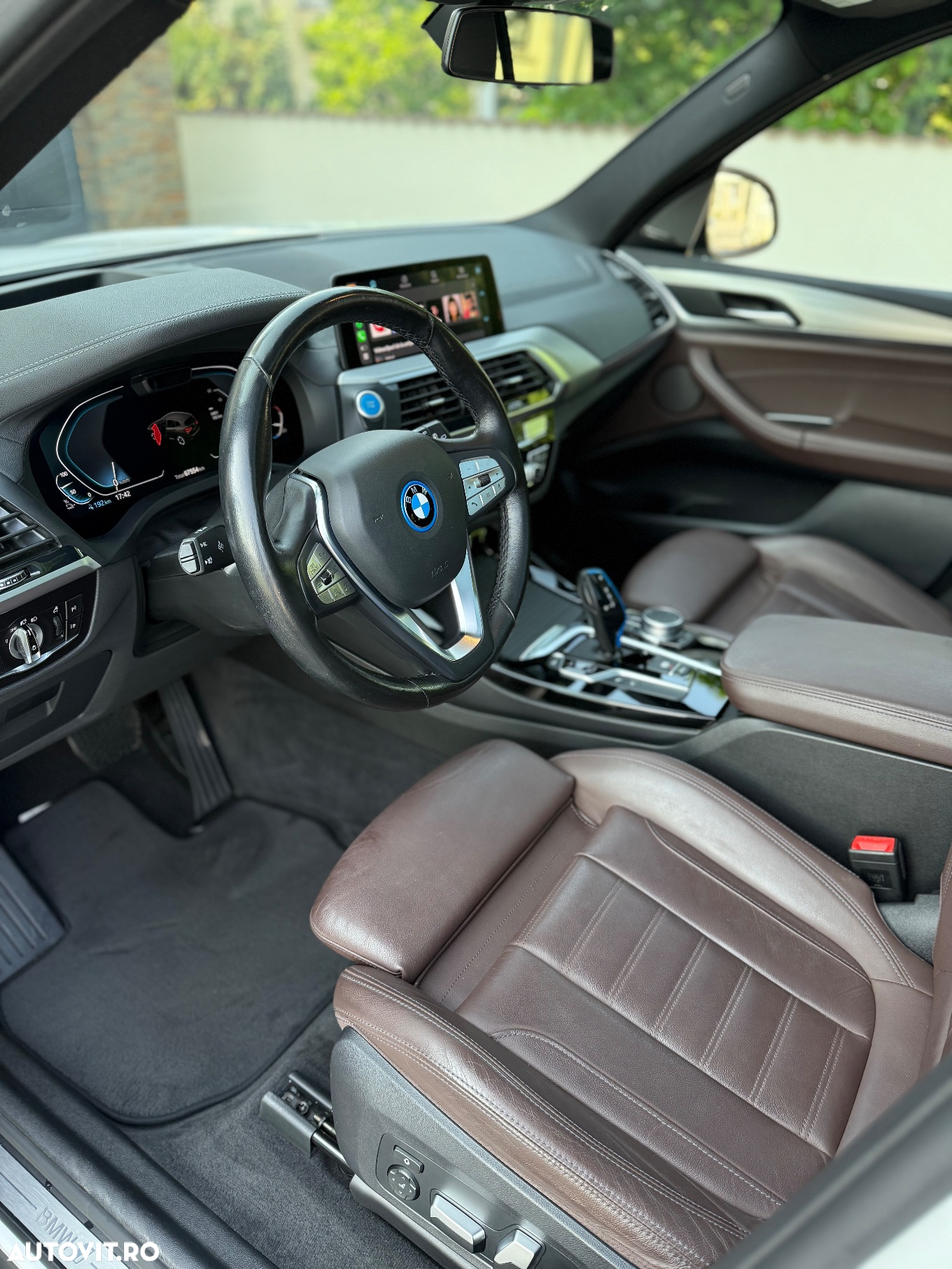 BMW iX3 - 9
