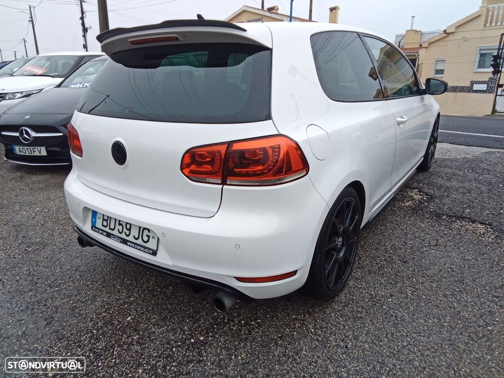 VW Golf 2.0 GTI - 12