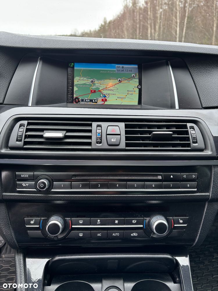 BMW Seria 5 520d - 16