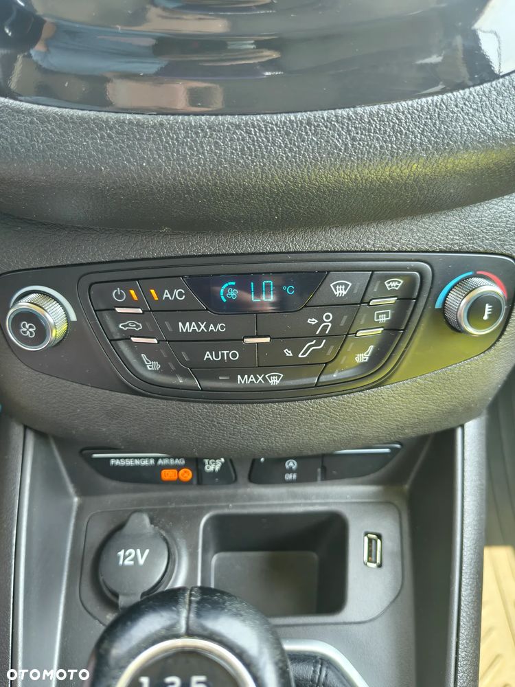 Ford Tourneo Courier 1.5 TDCi Titanium - 20