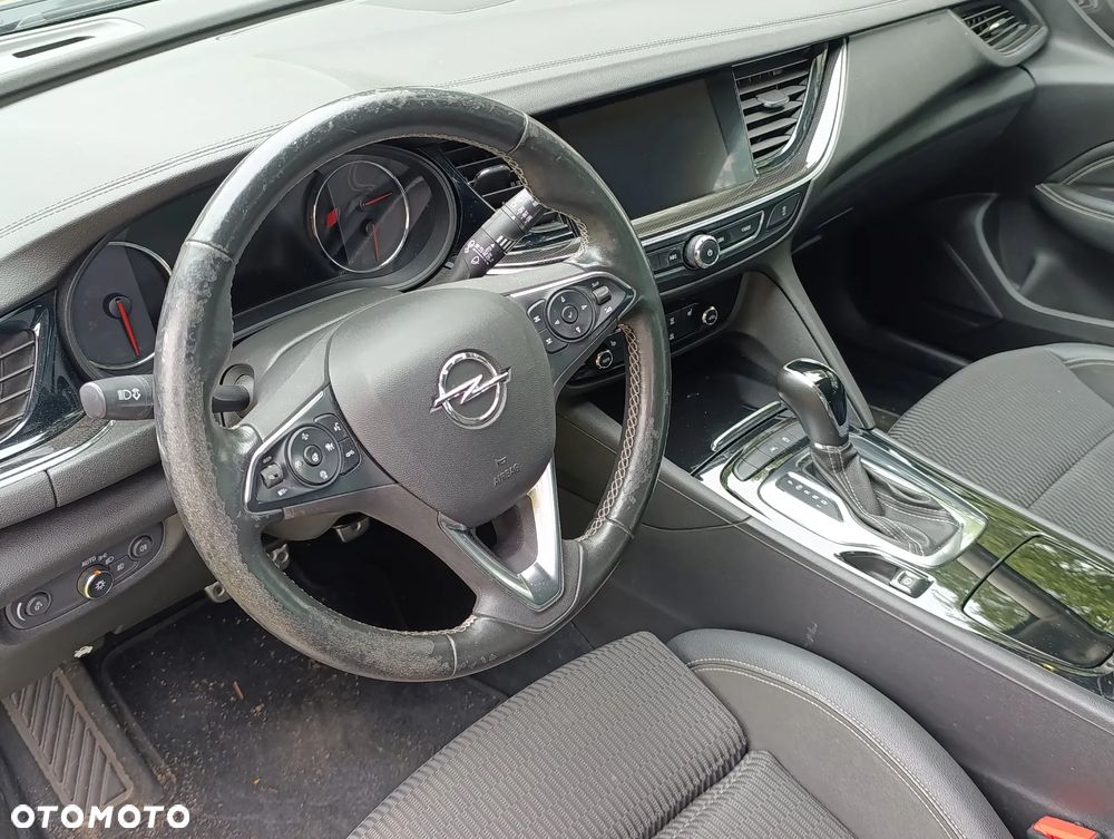 Opel Insignia 1.5 T Enjoy S&S - 8