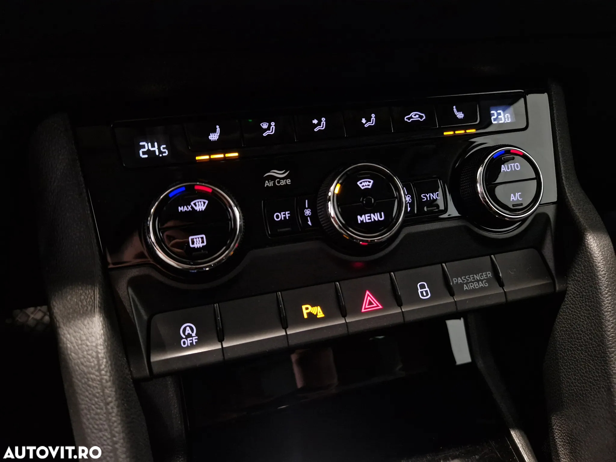 Skoda Karoq 2.0 TDI DSG Ambition - 24