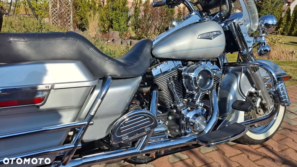 Harley-Davidson Touring Road King - 12