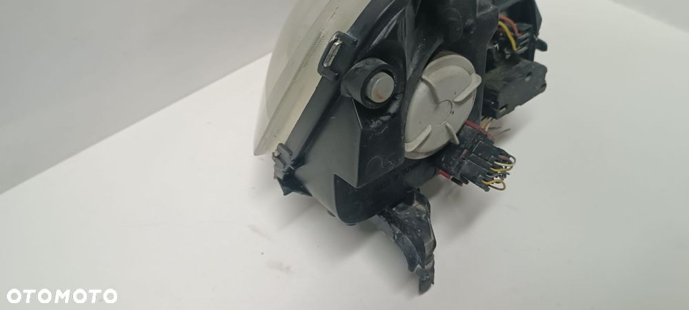 OPEL CORSA C LIFT LAMPA PRZÓD PRZEDNIA LEWA  EUROPA - 14