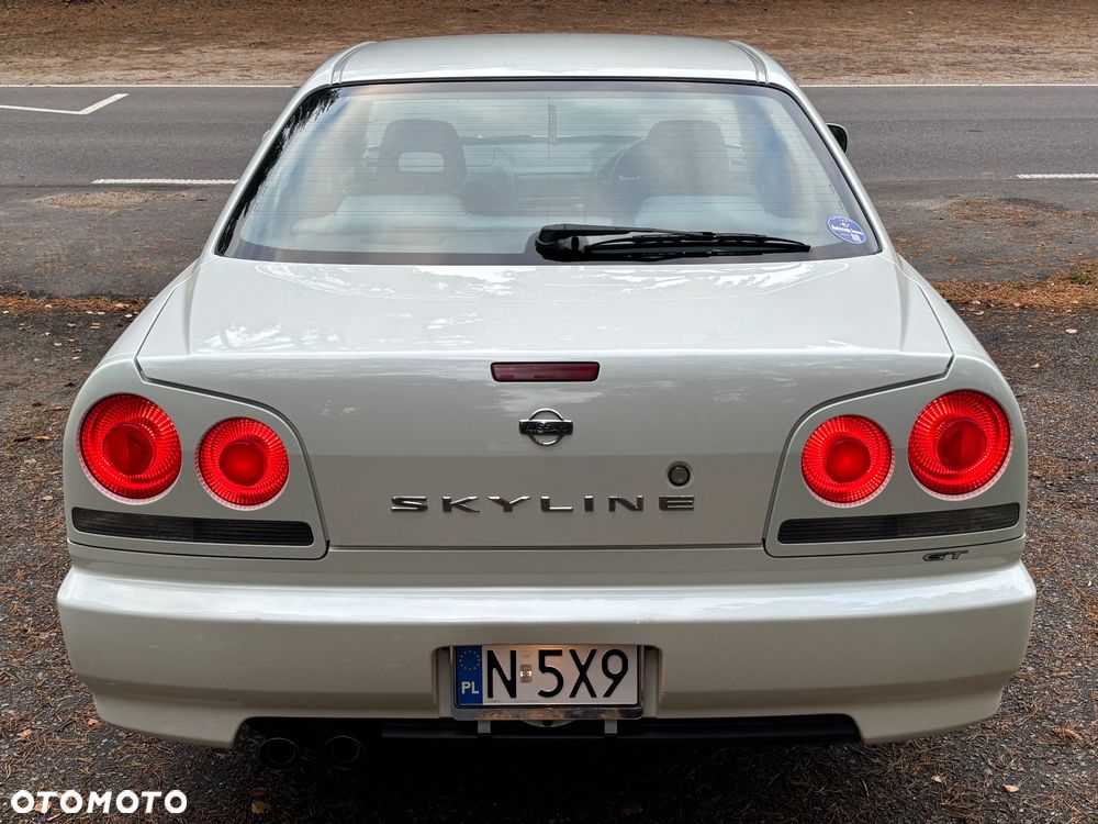 Nissan Skyline - 18