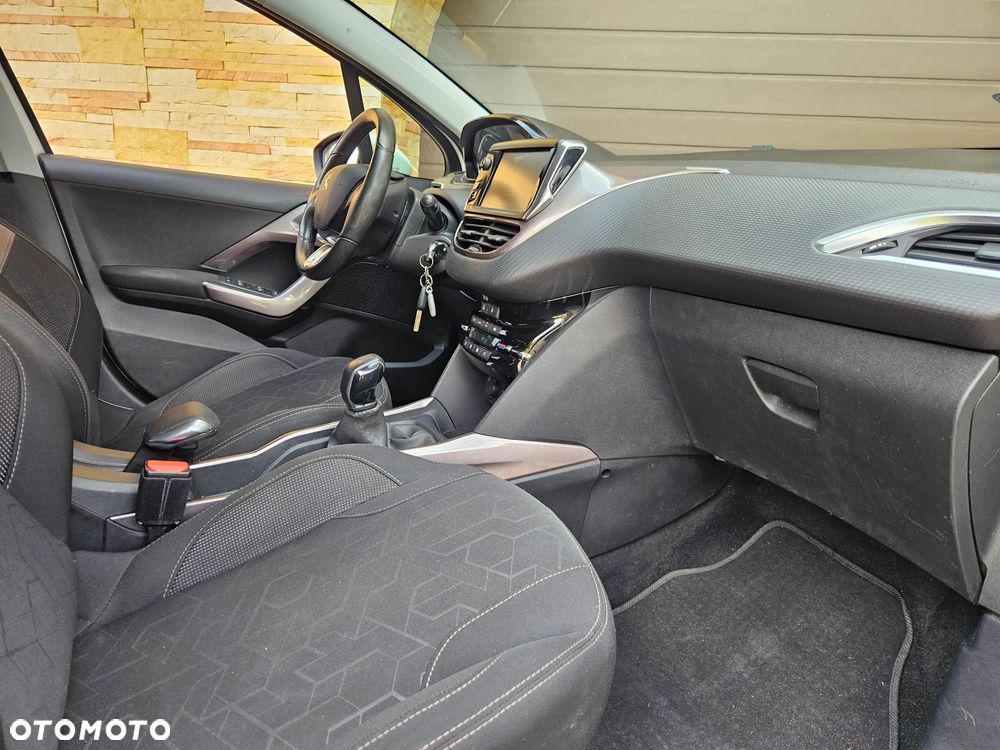 Peugeot 2008 - 38