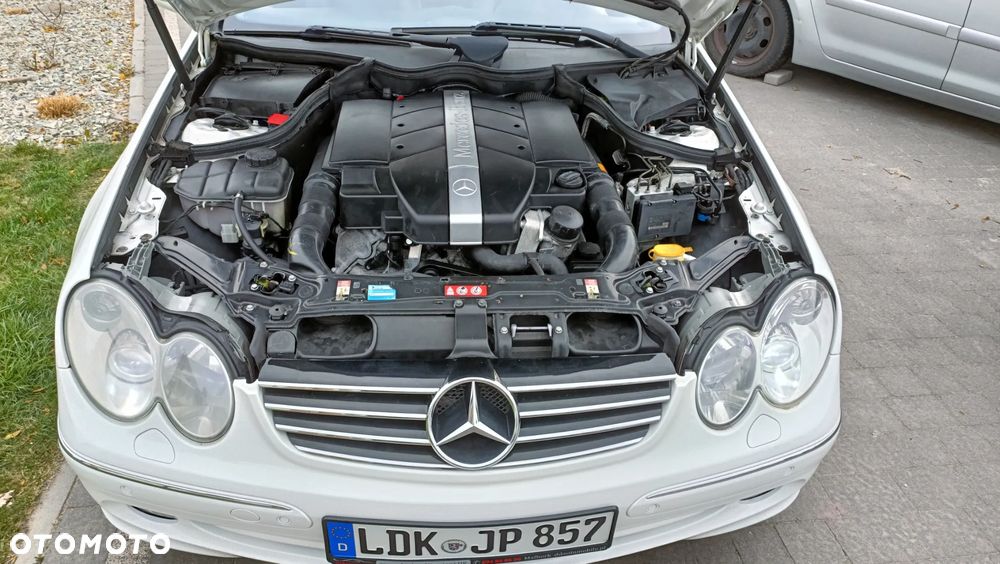 Mercedes-Benz CLK - 32