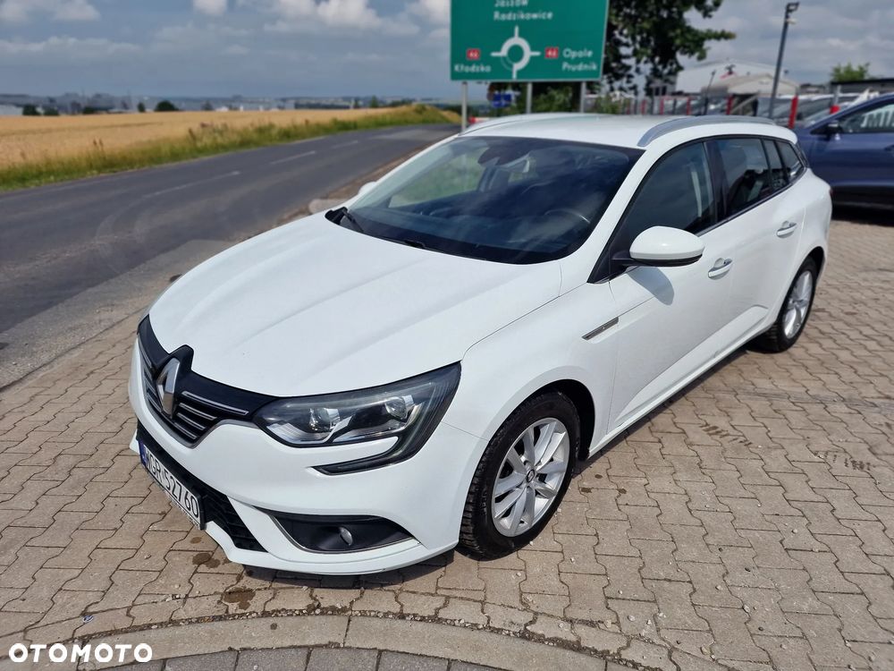 Renault Megane 1.5 dCi Bose EDC - 1