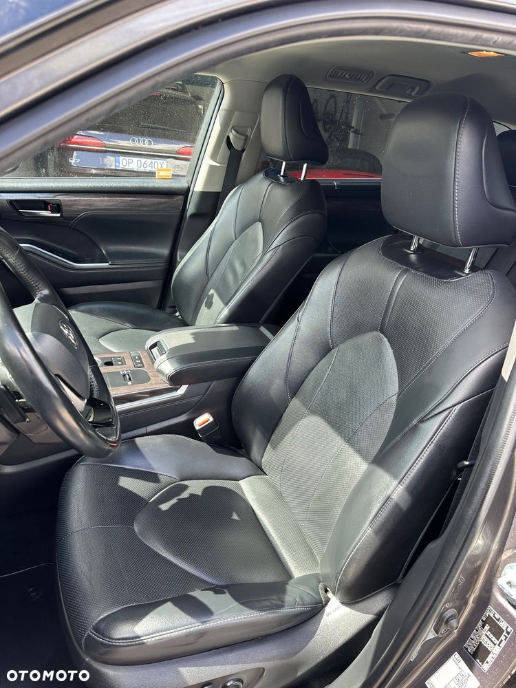 Toyota Highlander 2.5 Hybrid Prestige - 12