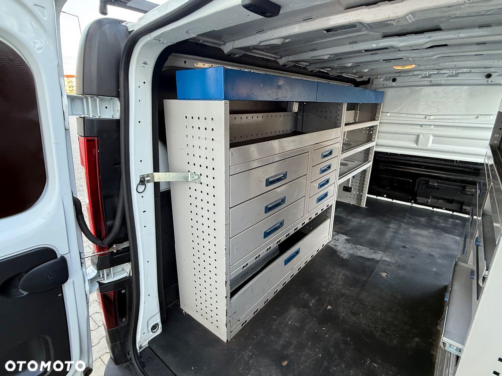 Opel Vivaro - 29