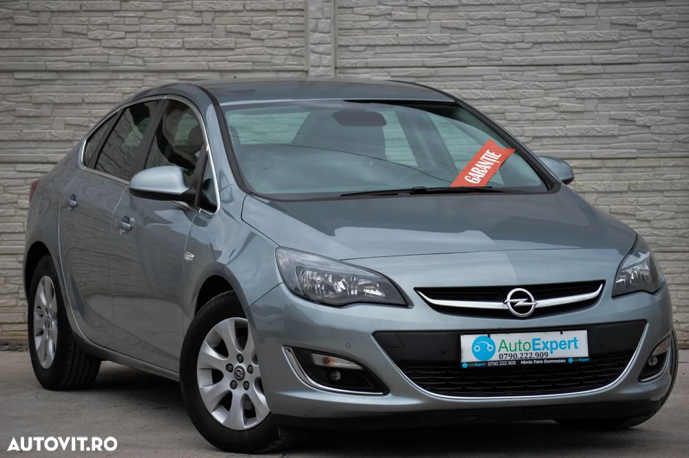 Opel Astra 1.7 CDTI DPF ecoFLEX Start/Stop Innovation - 9