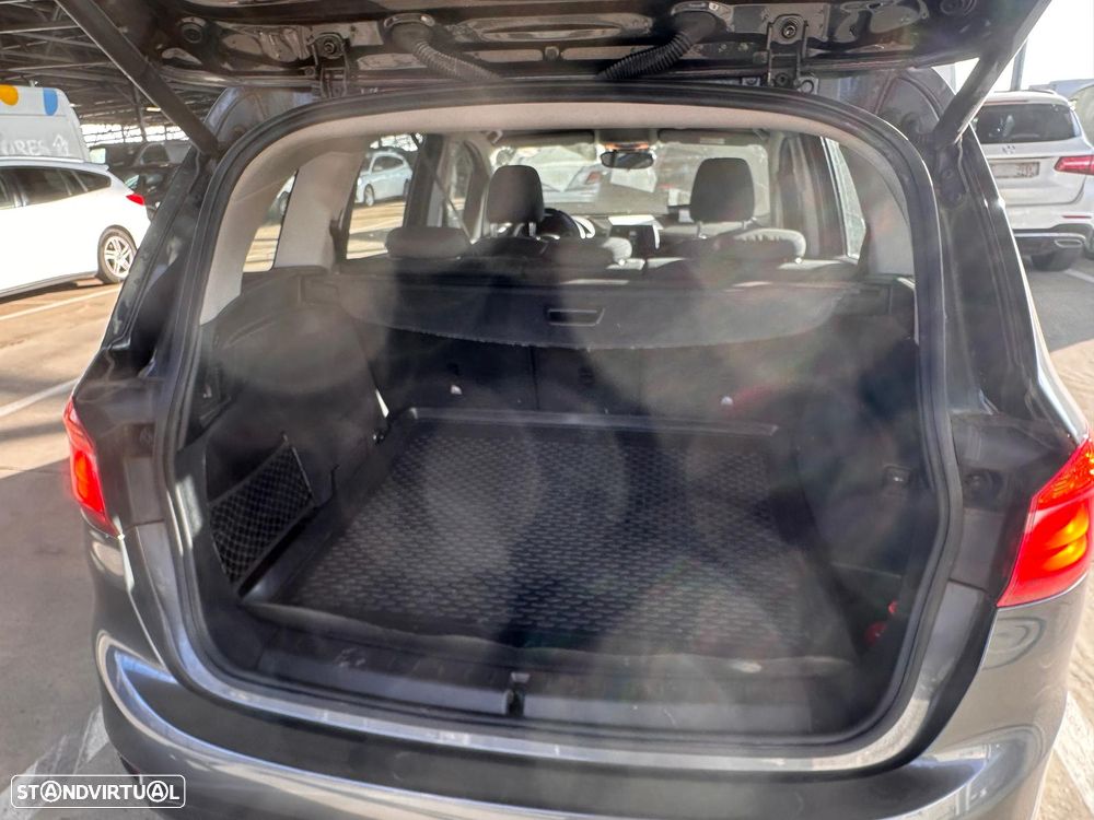 BMW 216 Gran Tourer d Advantage - 12