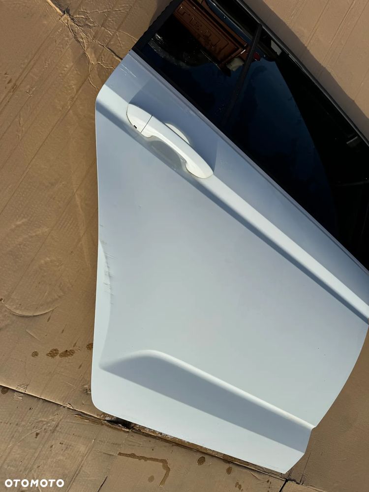 VW Touran 5ta drzwi prawe tył tylne L0K1 - 2