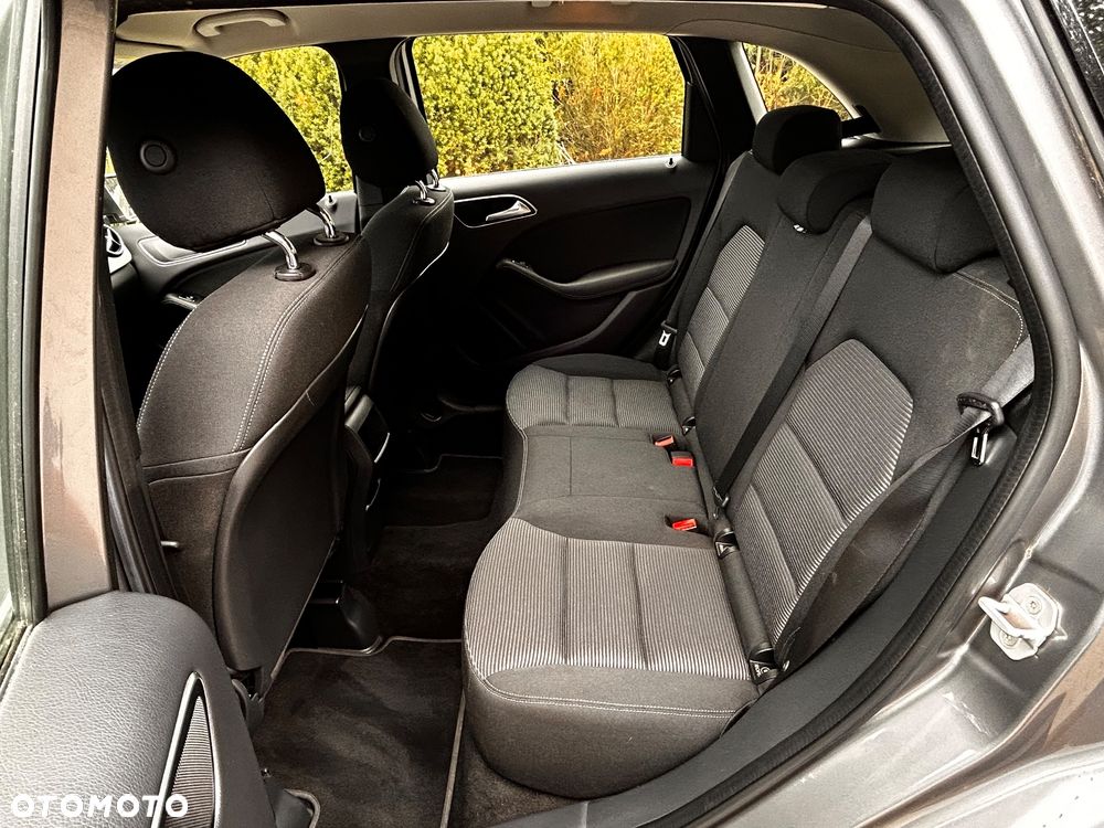 Mercedes-Benz Klasa B 180 7G-DCT Style - 8